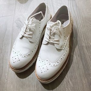 Steve Madden wingtip platform oxfords - Size 37